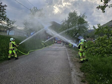 Mlade gasilke iz Zg. Tuhinja so se uvrstile na olimpijado (13)